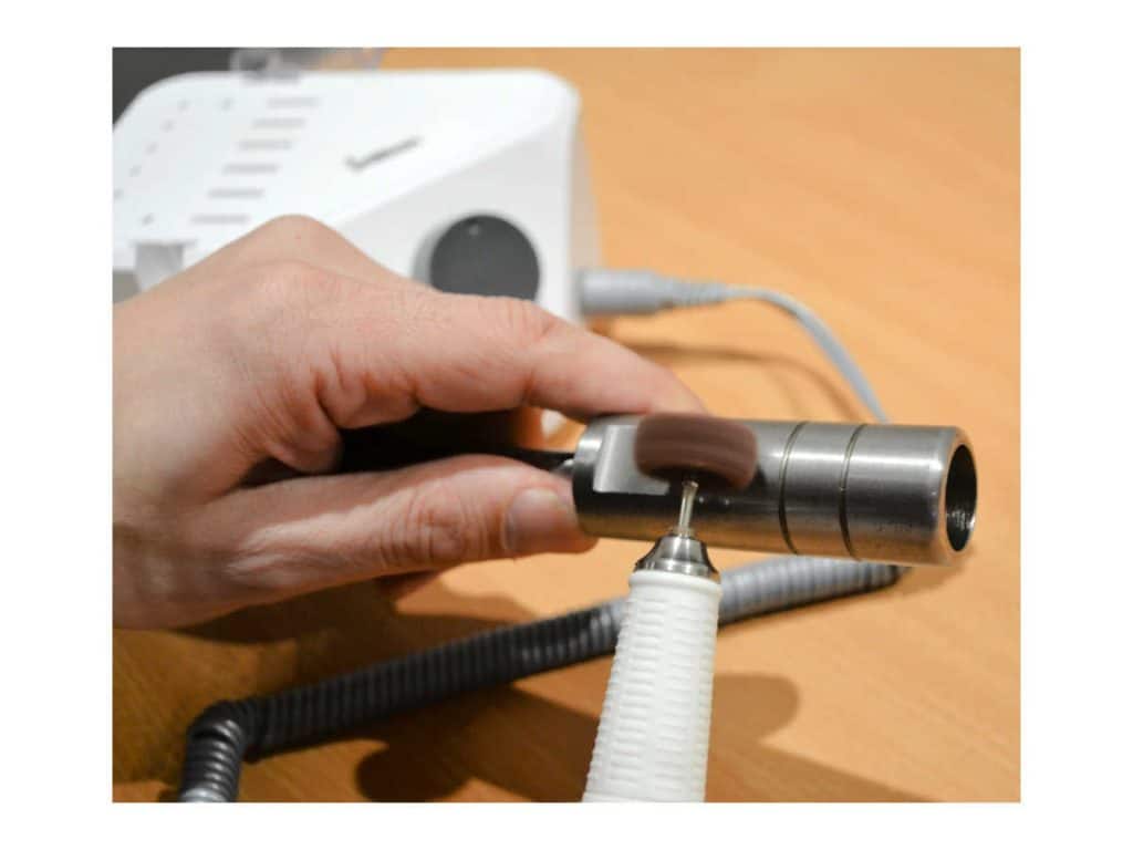 Deburring plastic | Moleroda Finishing Systems