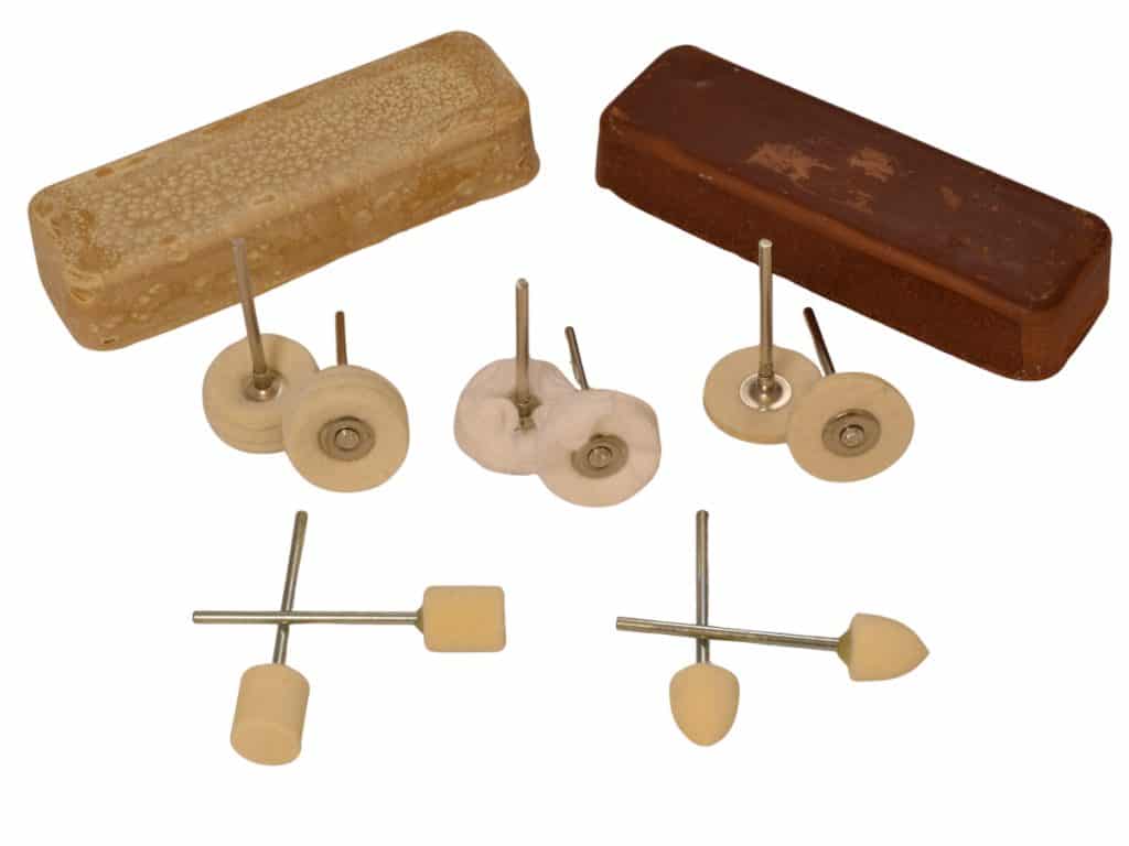 Plastic and Resin Polishing Kit (10 Pieces with Compounds) - 1200 x 900 px 72 dpi